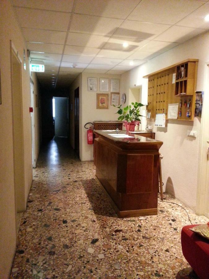 Pensione Trento Mestre Exterior photo